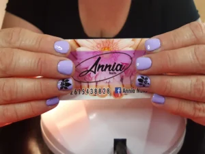 Annia nails