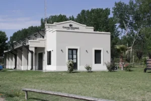 Bodega-Chayee-Bourras