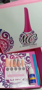 Marita cativa NailArt