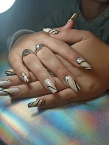 SALÓN-DE-BELLEZA-GUAPPAS-Y-FACHAS