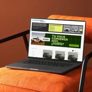 Laptop mostrando publicidad destacada y banners premium en las subpáginas de autos en Mendoza