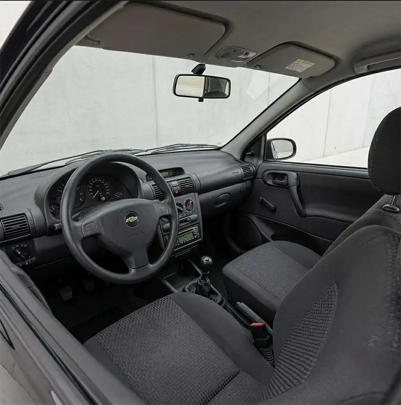 corsa-ejemplo-interior-1