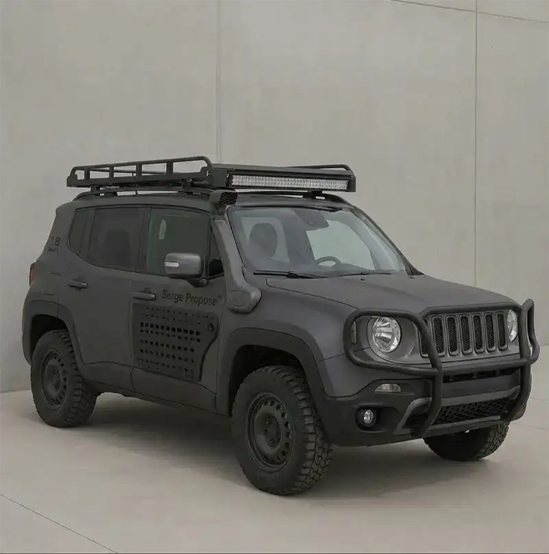 SUV Jeep Renegade 4x4 gris equipado en venta en Mendoza, vista tres cuartos.